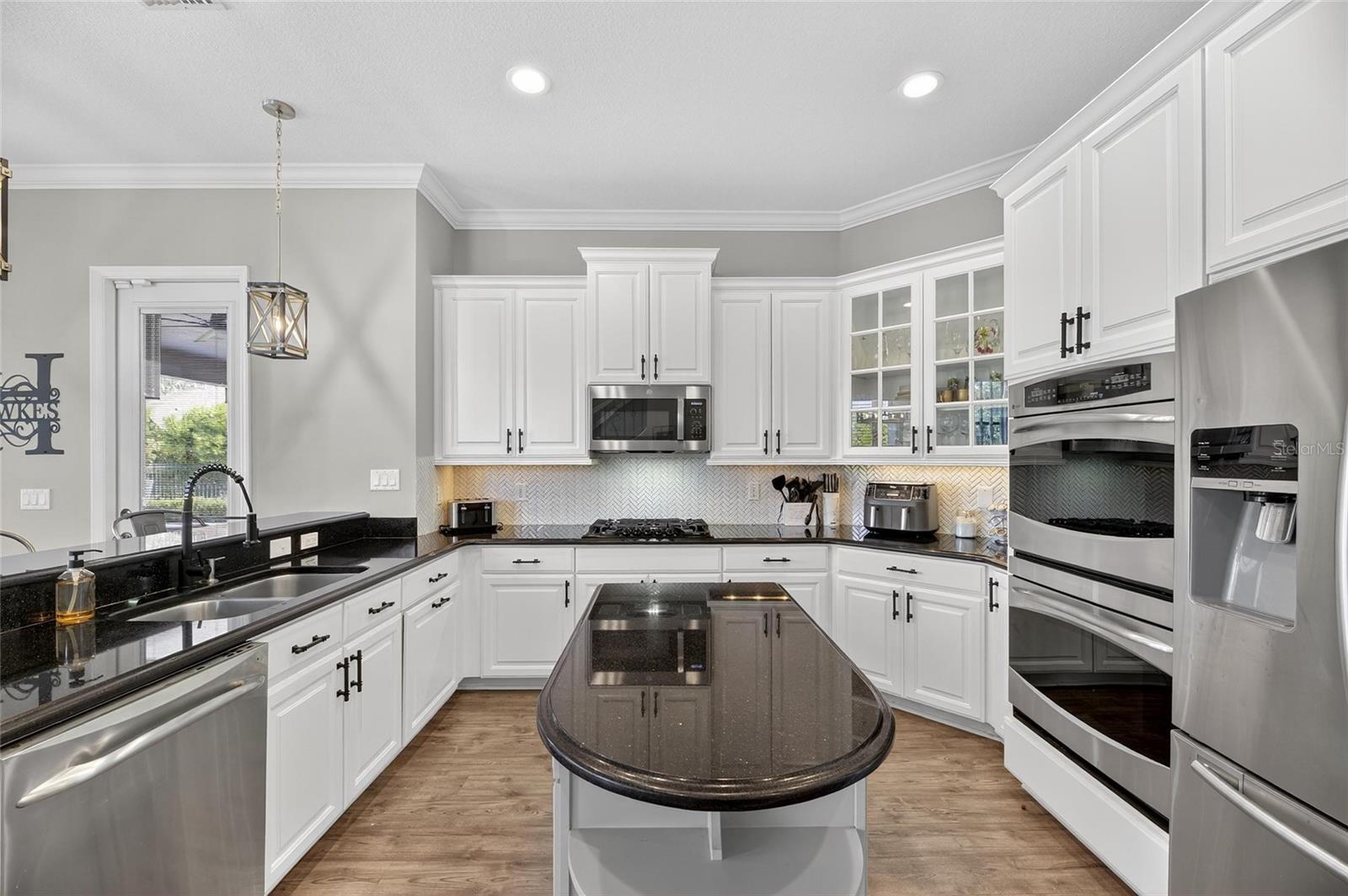 Image 46 of 94 For 121 Falling Water Drive