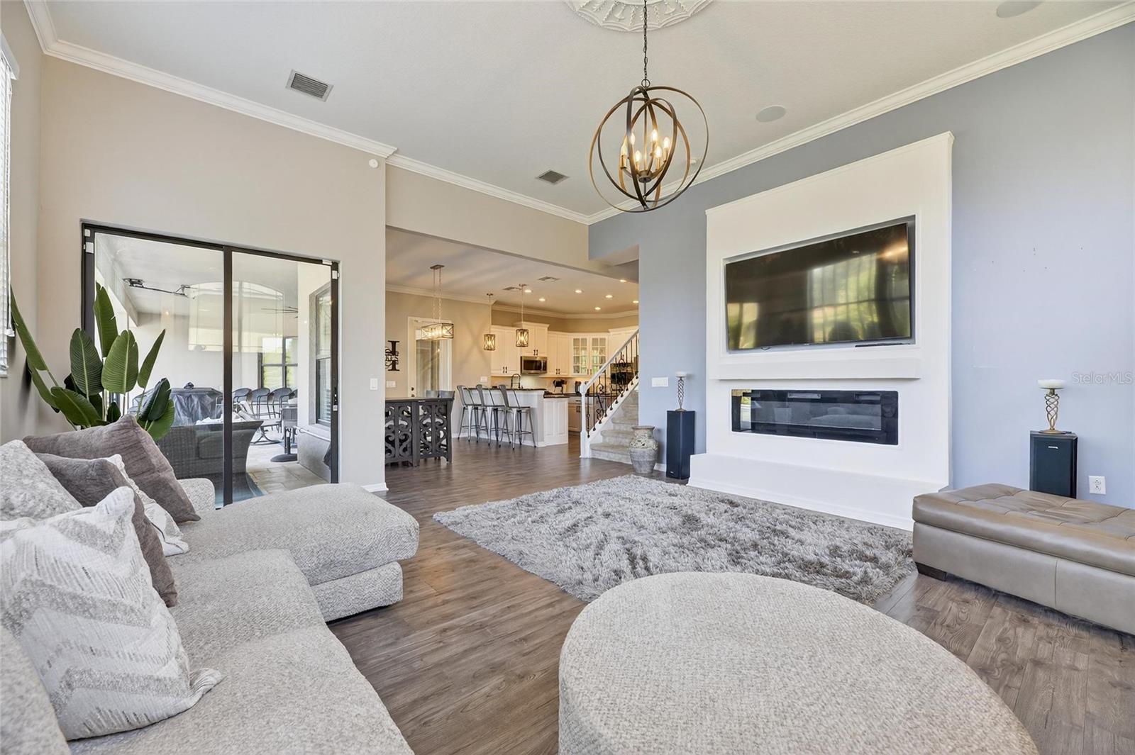 Image 54 of 94 For 121 Falling Water Drive