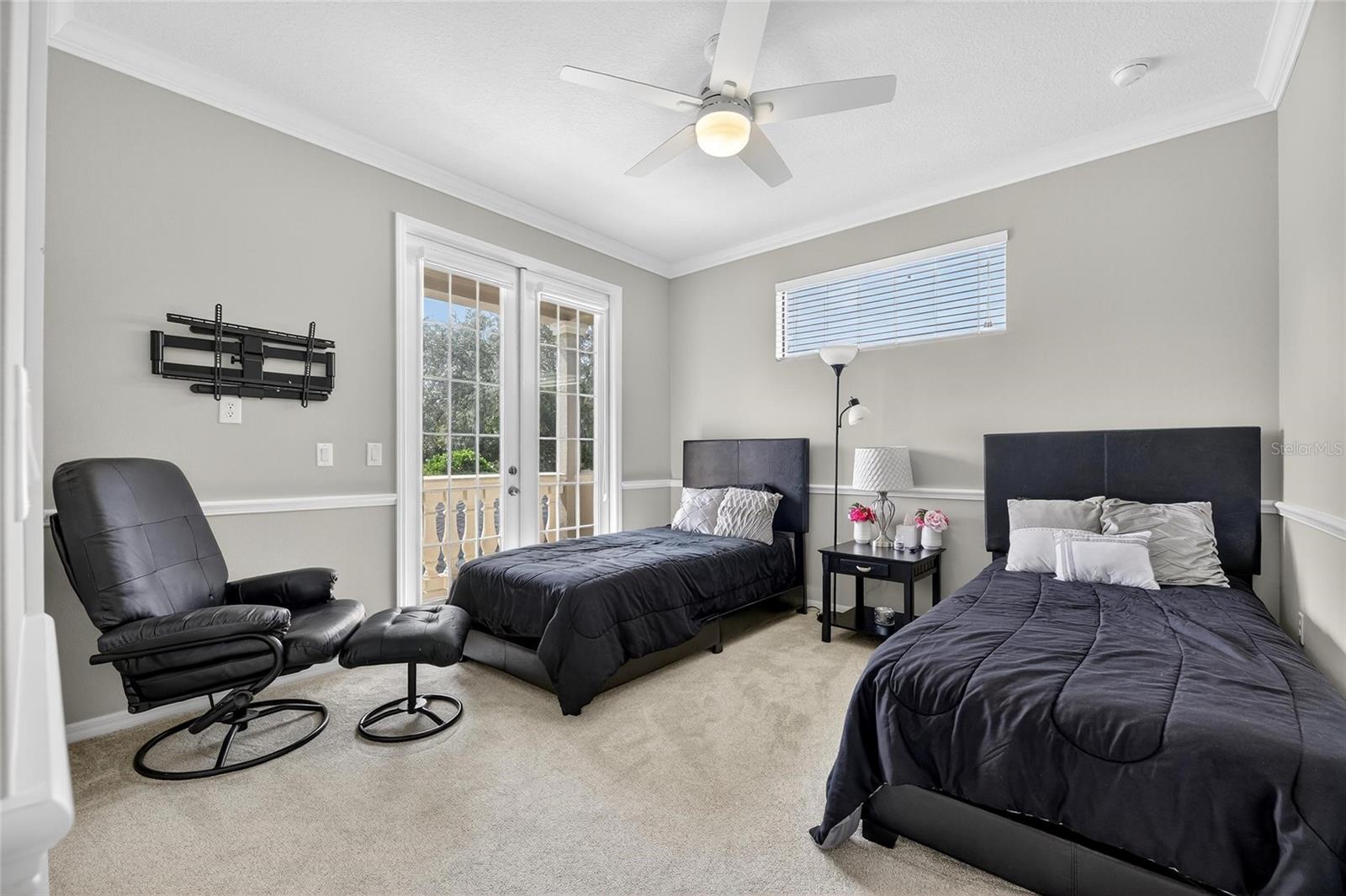 Image 67 of 94 For 121 Falling Water Drive