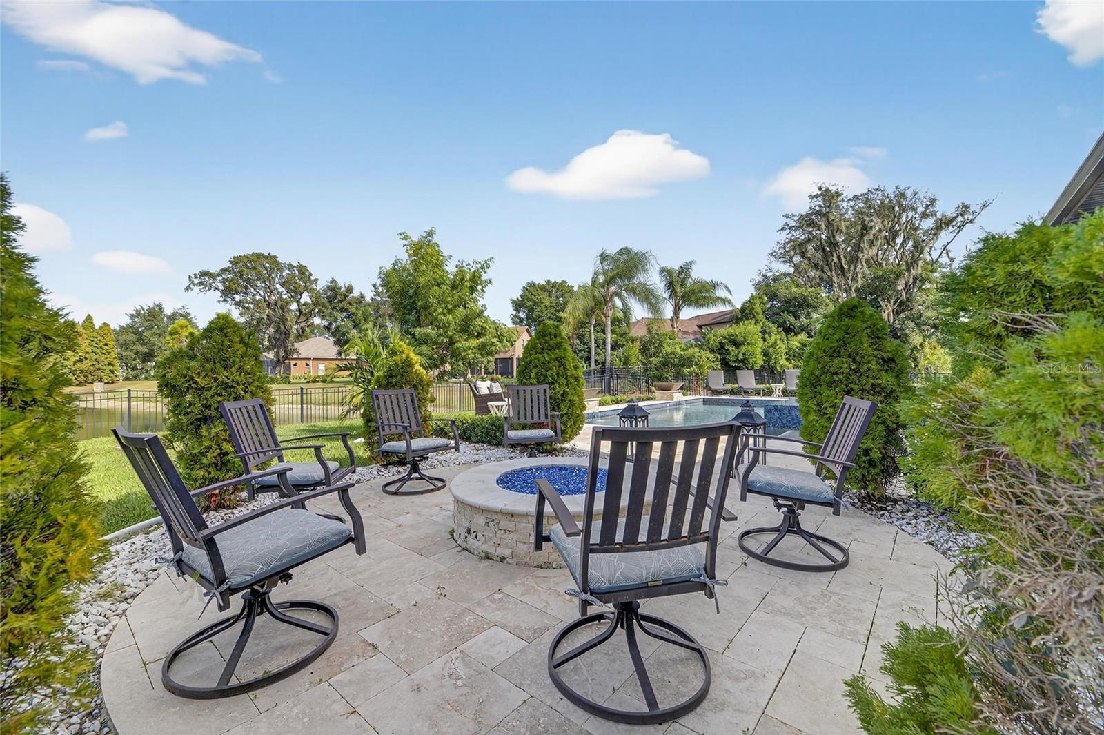 Image 83 of 94 For 121 Falling Water Drive