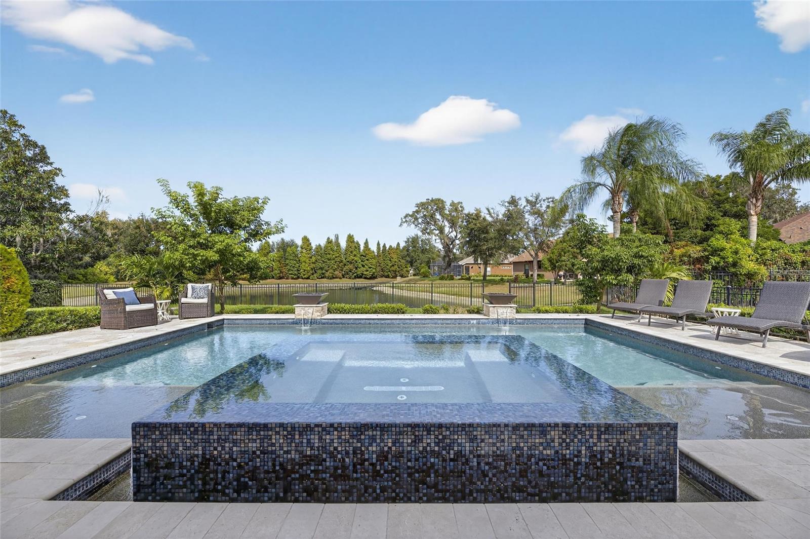 Image 84 of 94 For 121 Falling Water Drive