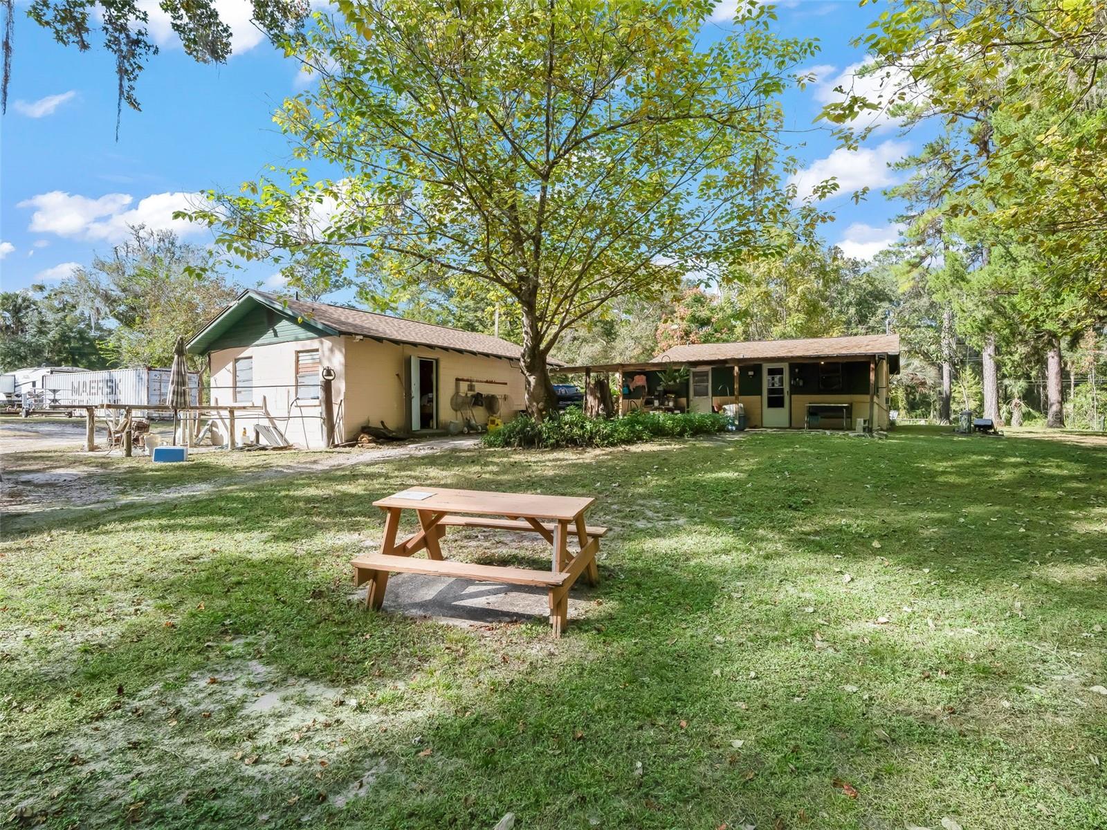 Image 15 of 87 For 15260 152nd Place