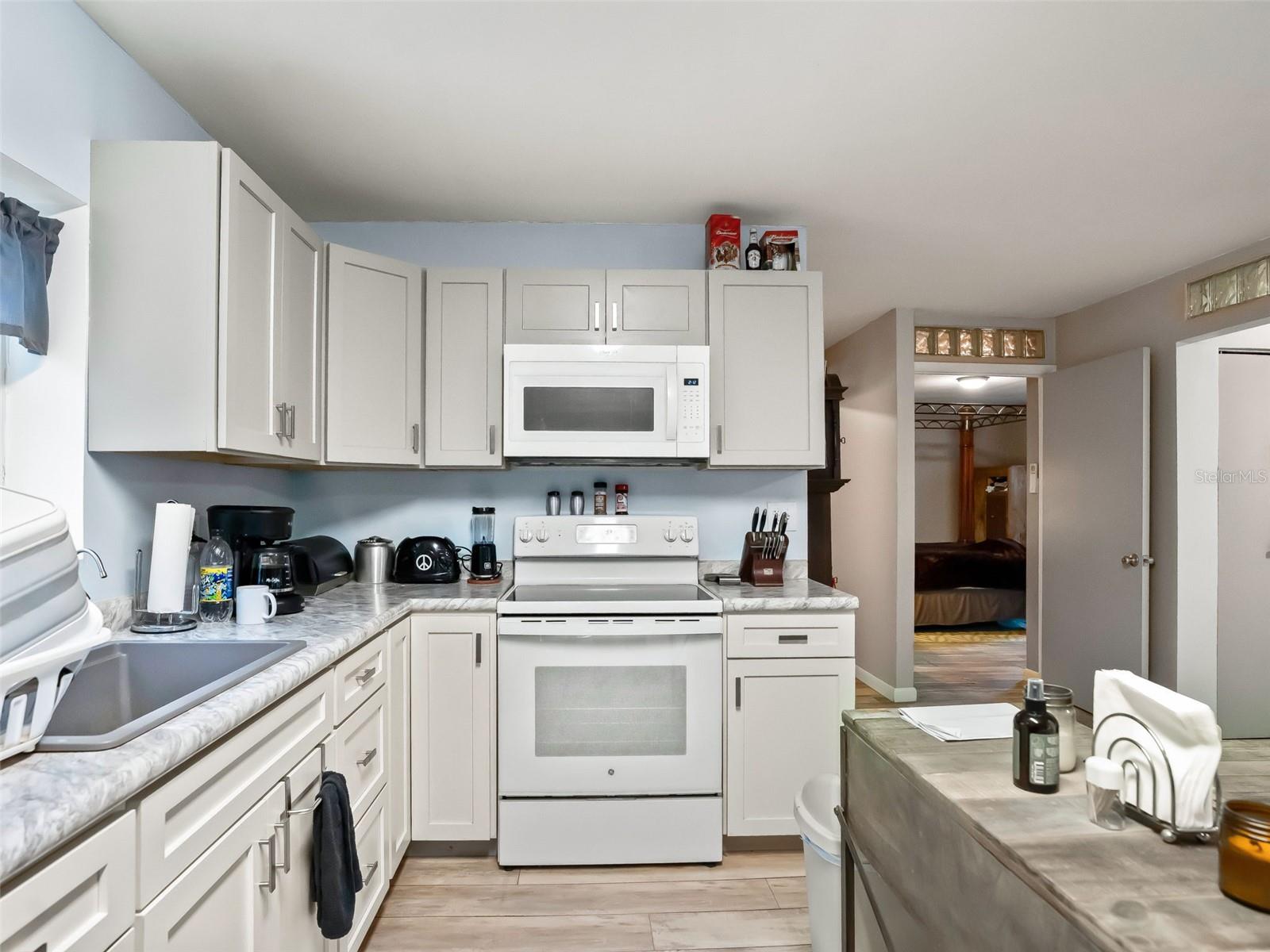 Image 21 of 87 For 15260 152nd Place