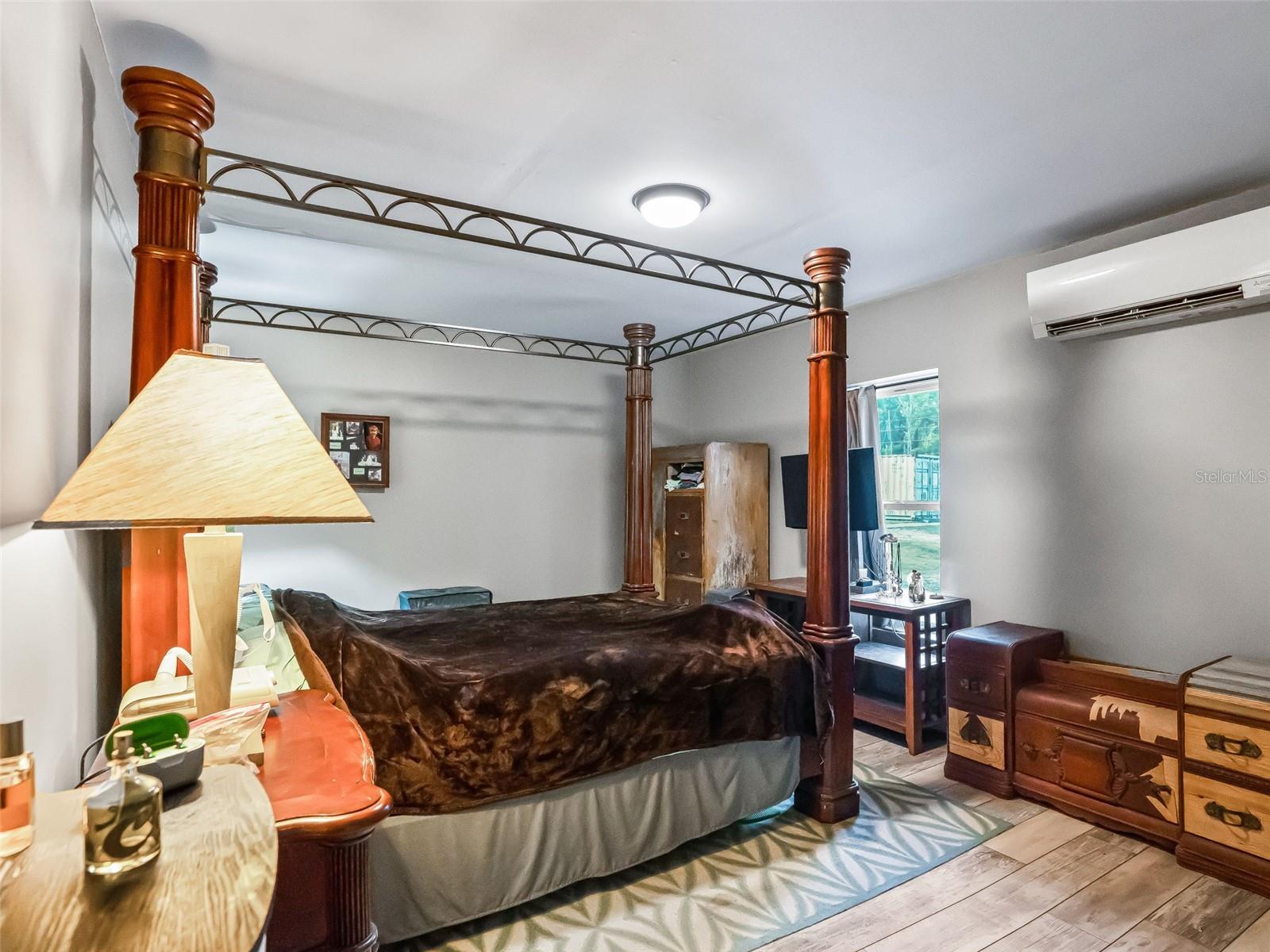 Image 23 of 87 For 15260 152nd Place