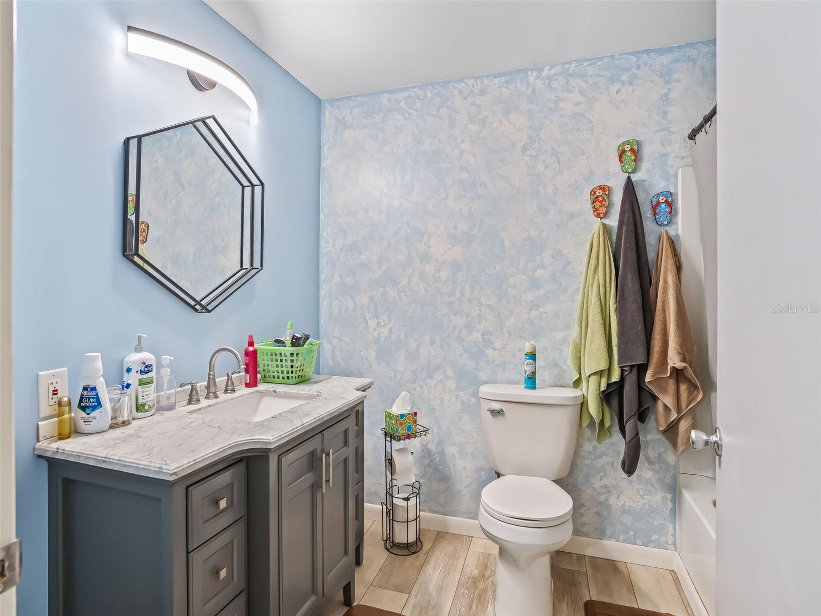 Image 24 of 87 For 15260 152nd Place