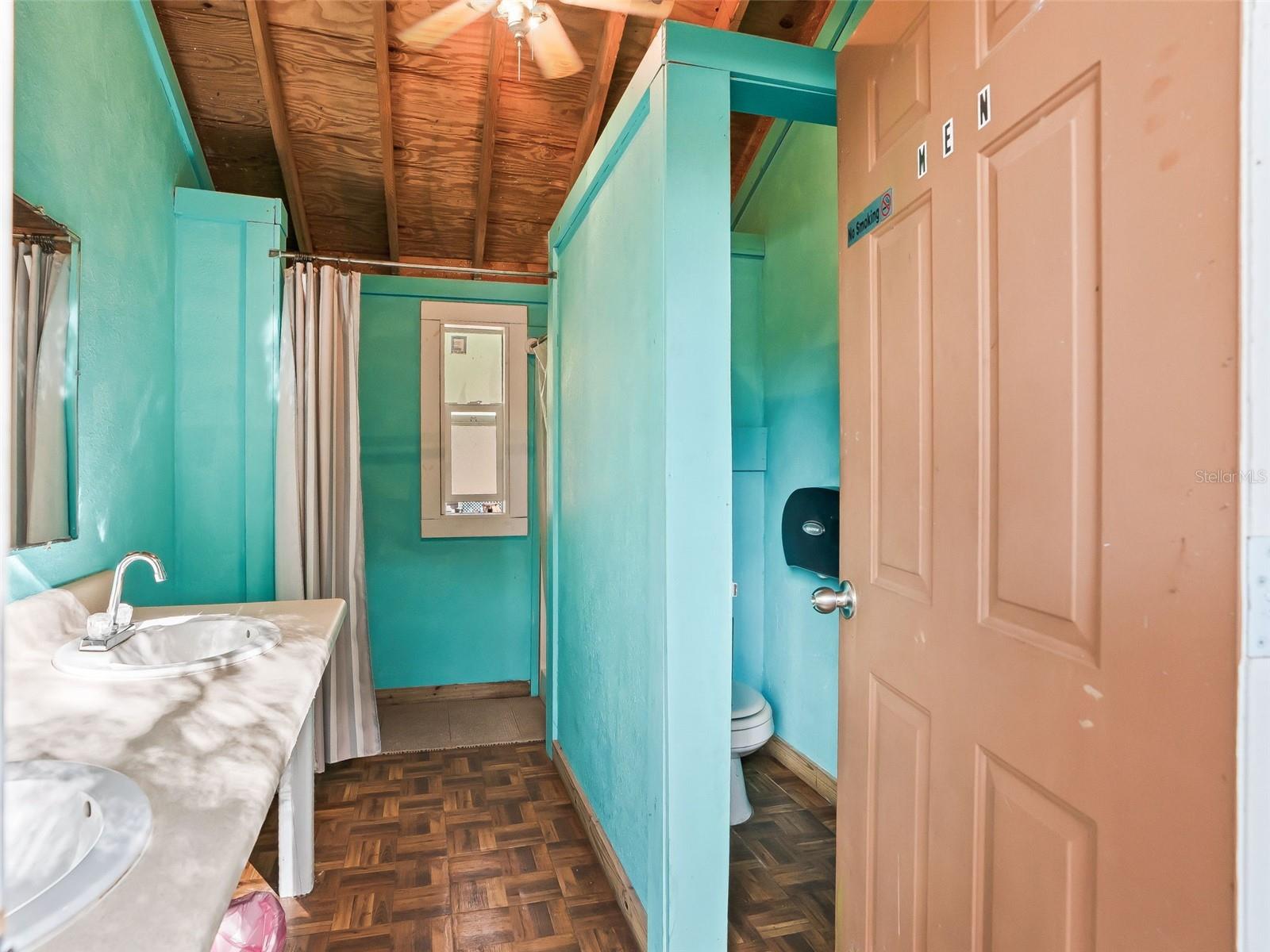 Image 58 of 87 For 15260 152nd Place