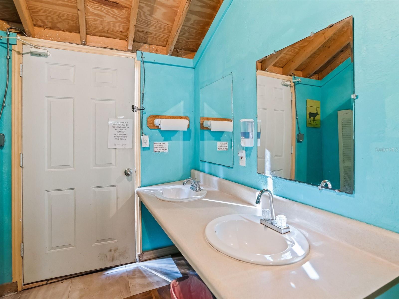 Image 59 of 87 For 15260 152nd Place