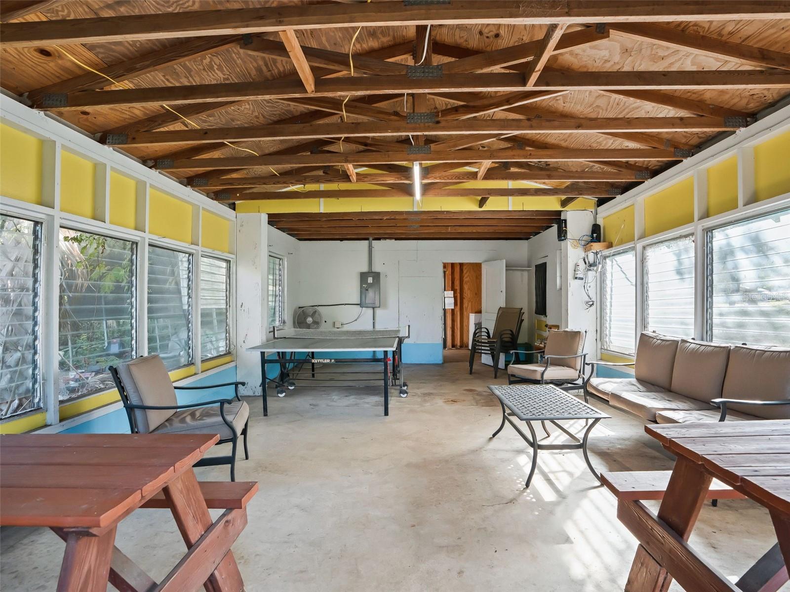 Image 65 of 87 For 15260 152nd Place