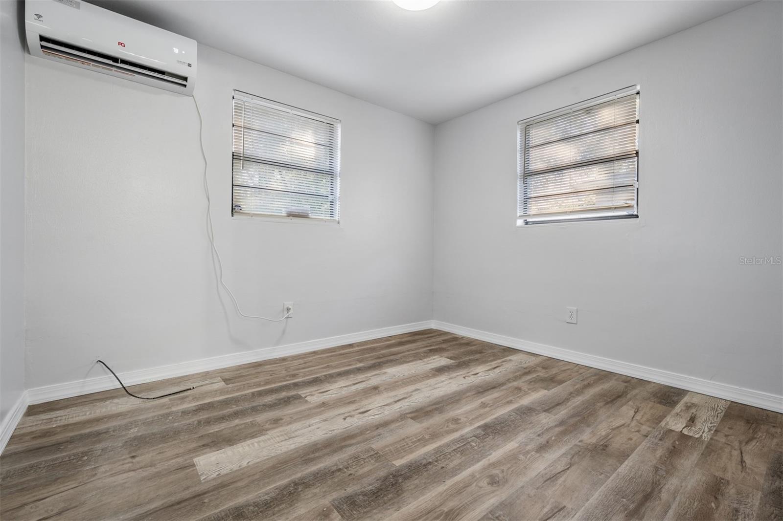 Image 16 of 33 For 1707 Idell Street