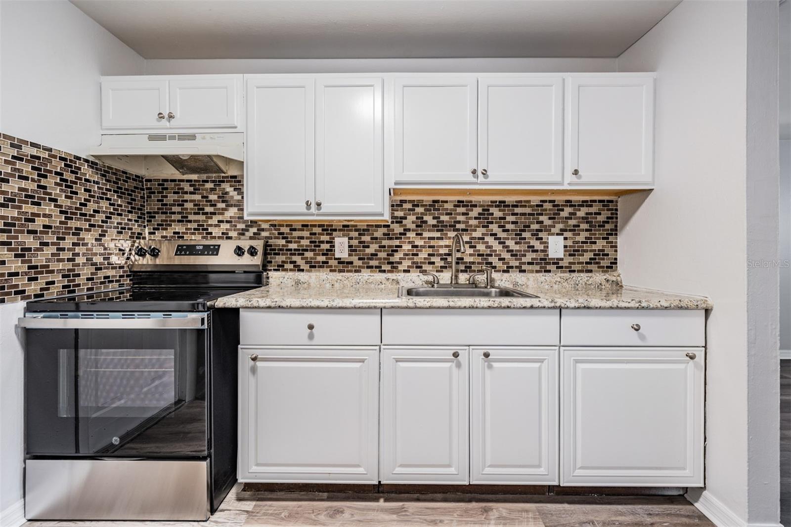 Image 21 of 33 For 1707 Idell Street