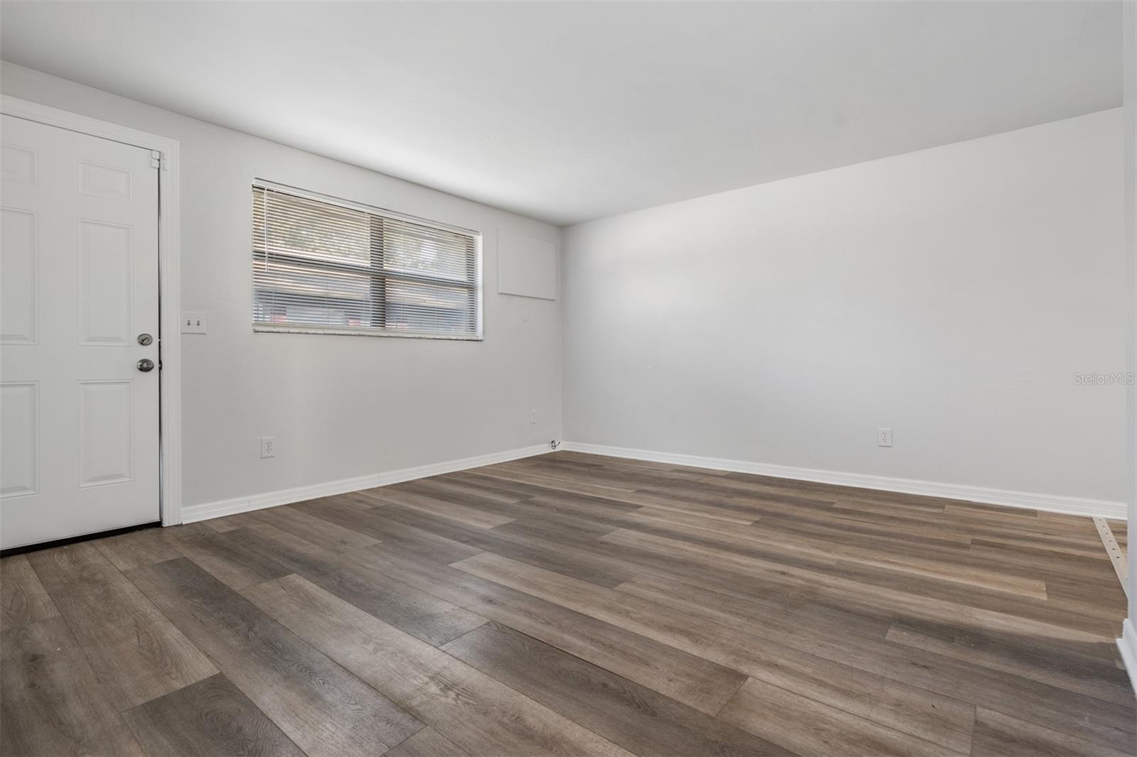 Image 23 of 33 For 1707 Idell Street