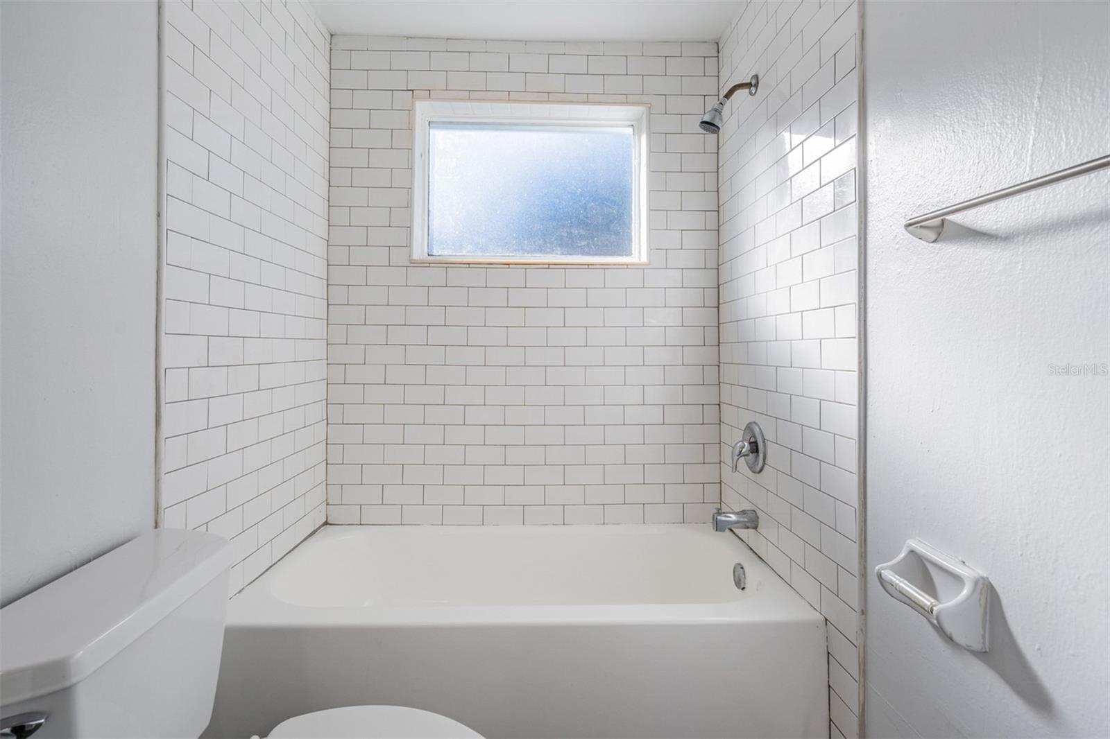 Image 29 of 33 For 1707 Idell Street