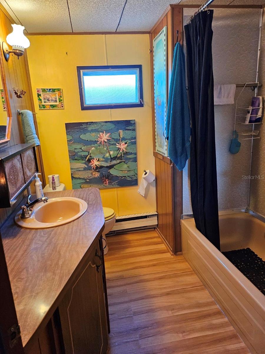 Listing photo id 3 for 4097 46th Avenue N 320