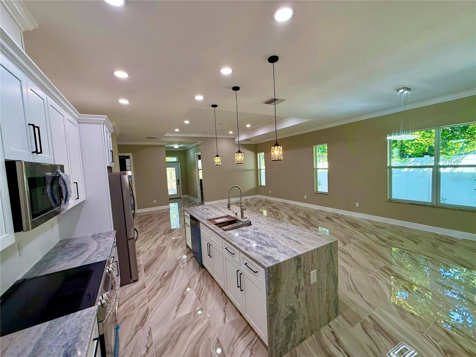 Image 11 of 48 For 8511 Newport Avenue