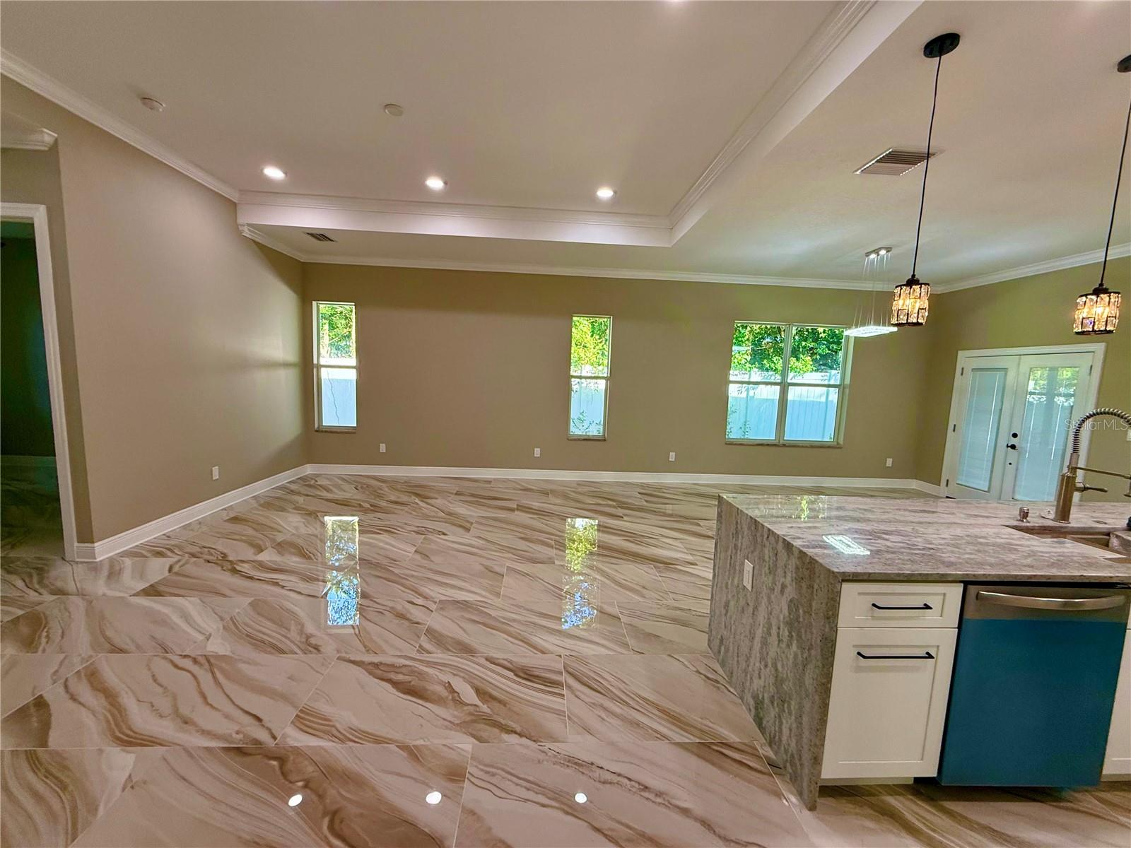 Image 13 of 48 For 8511 Newport Avenue