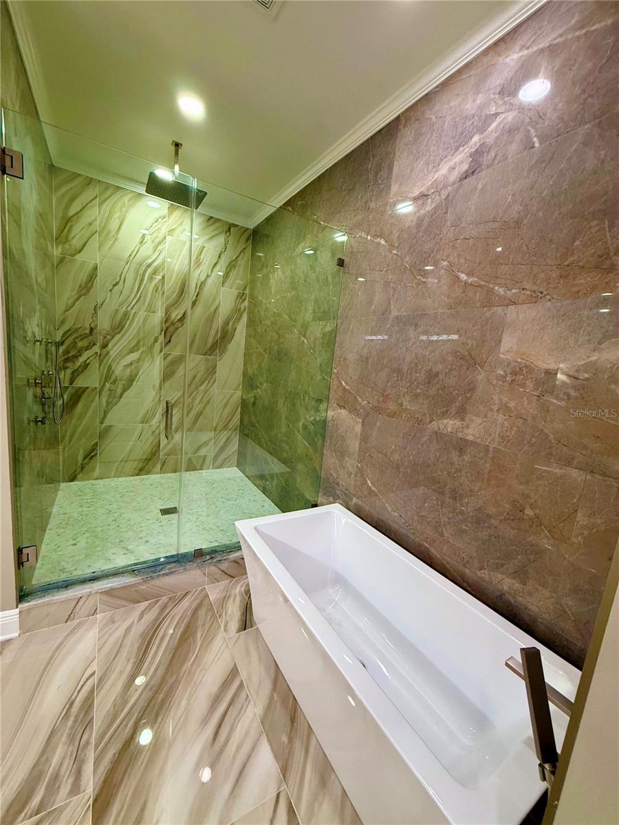 Image 39 of 48 For 8511 Newport Avenue