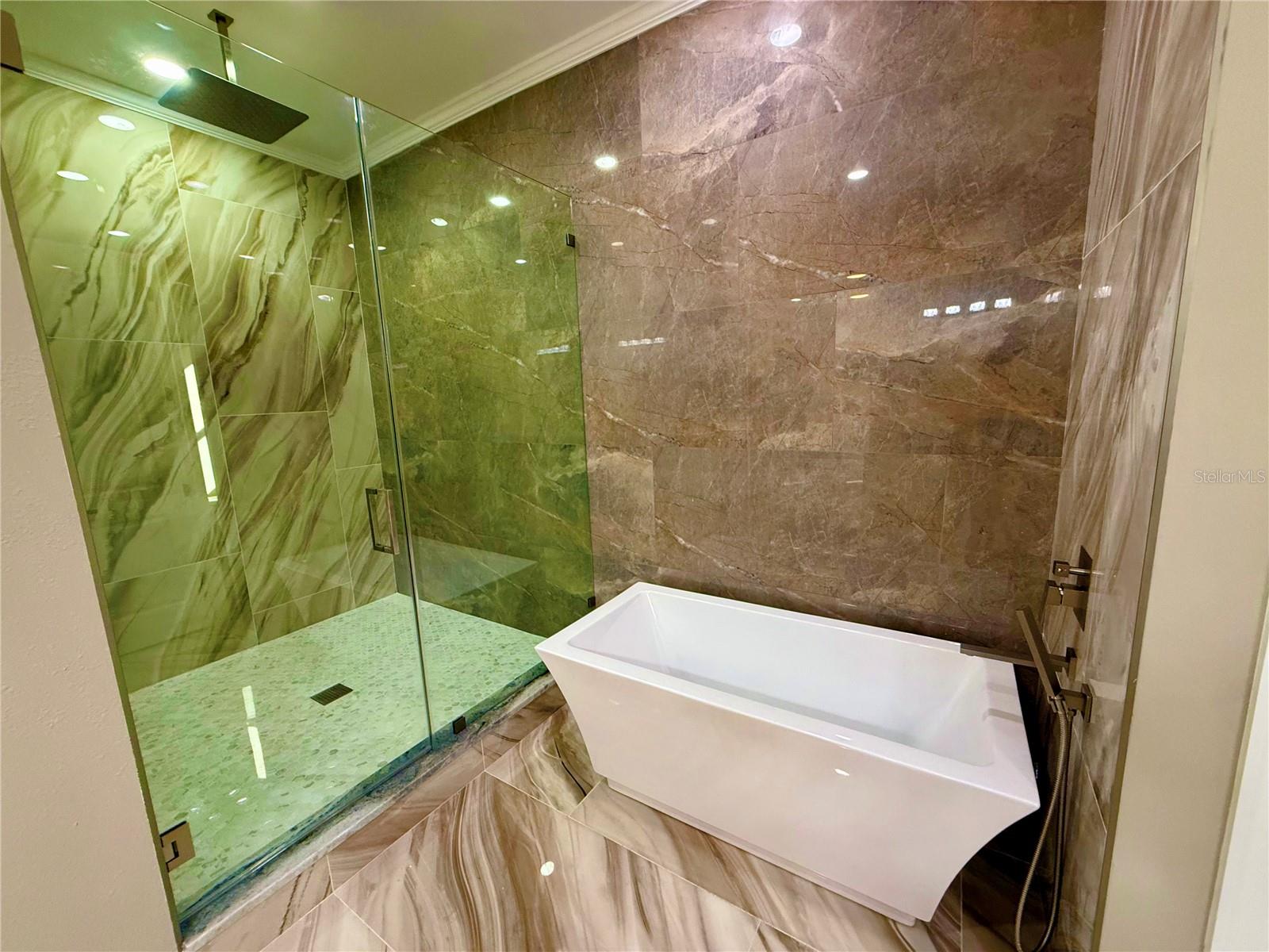 Image 41 of 48 For 8511 Newport Avenue