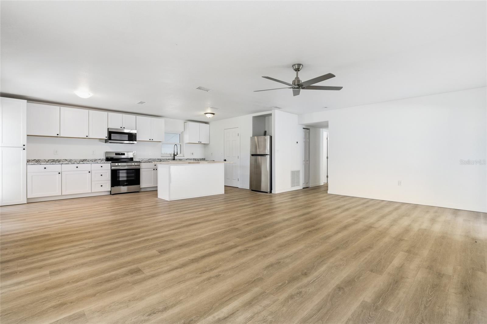 Image 12 of 35 For 4477 Shady Lane