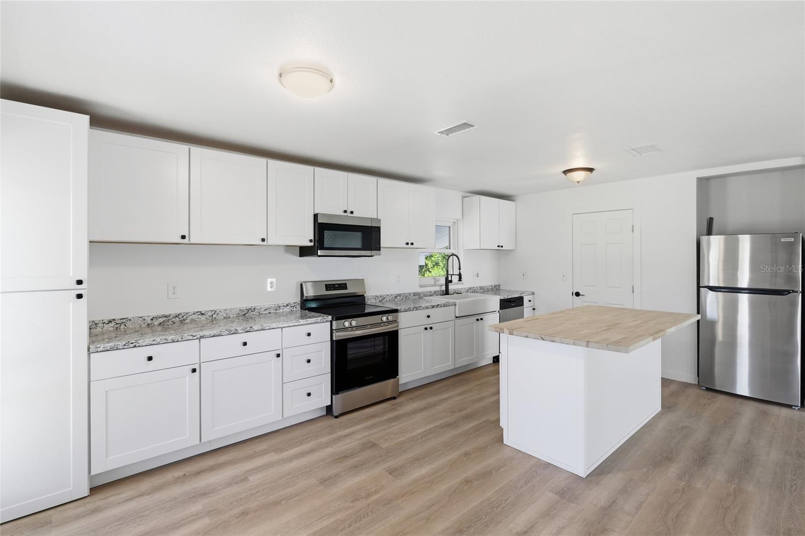 Image 5 of 35 For 4477 Shady Lane