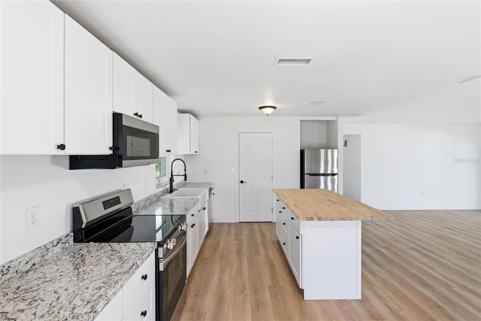 Image 6 of 35 For 4477 Shady Lane