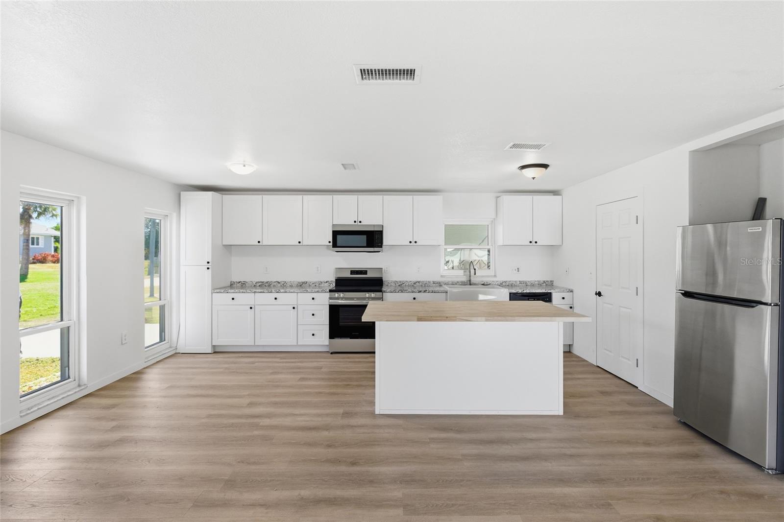 Image 8 of 35 For 4477 Shady Lane