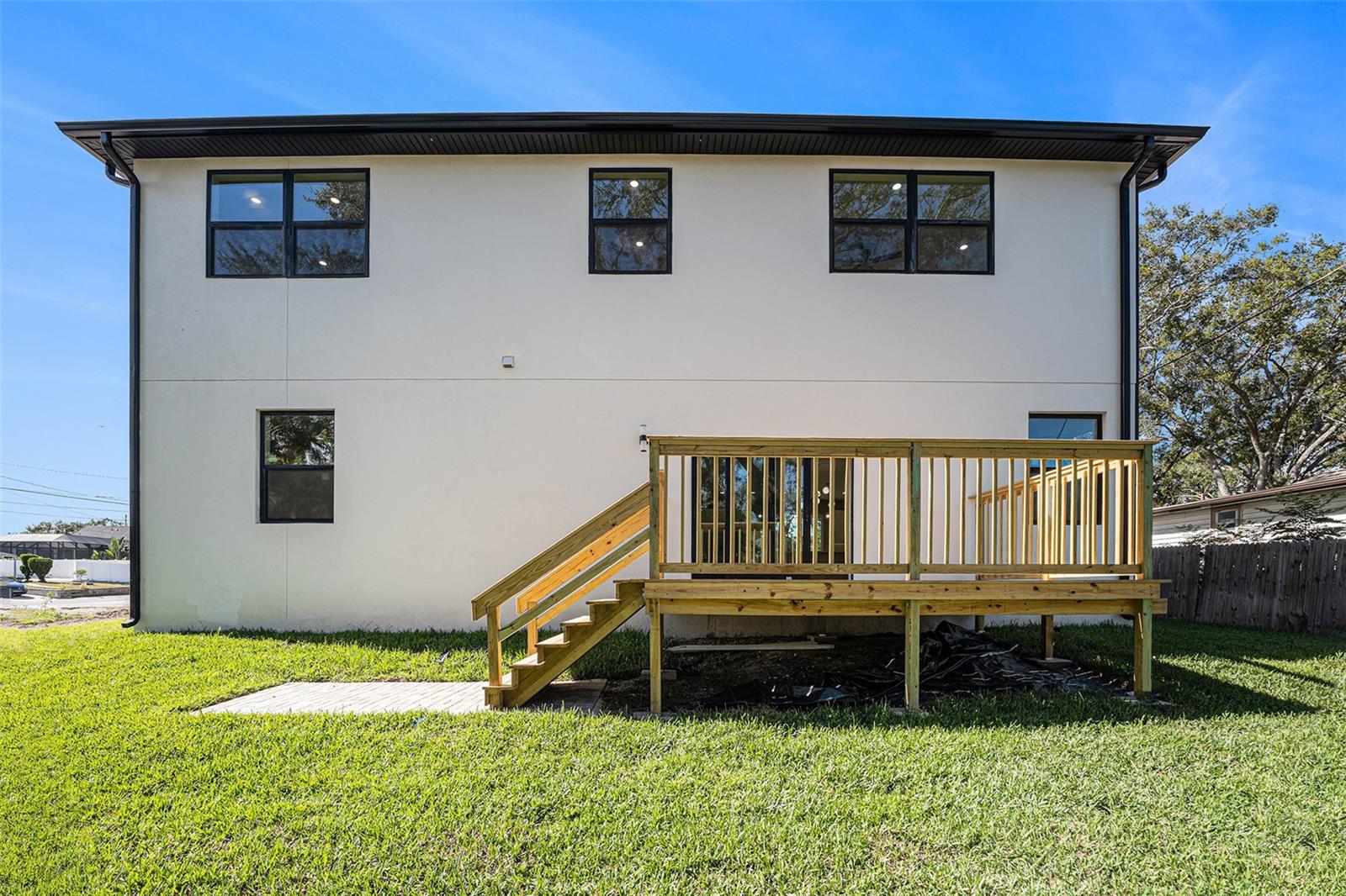 Image 44 of 52 For 514 Summit Street