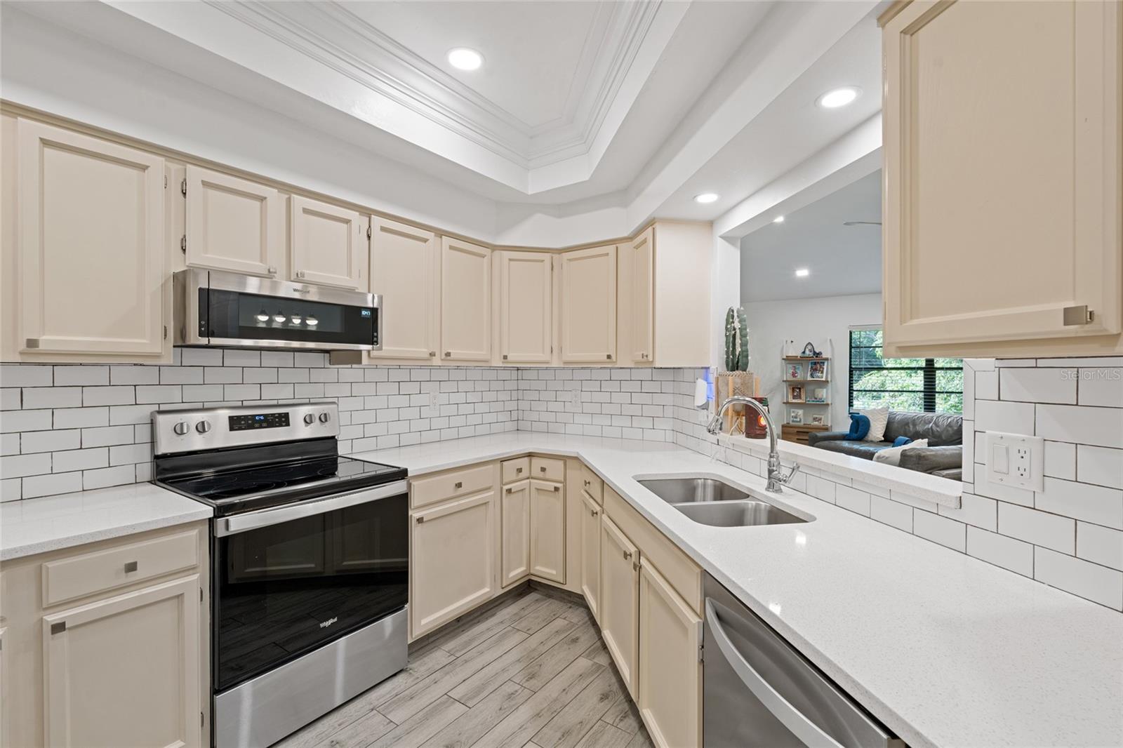 Image 14 of 43 For 9972 Lake Seminole Drive W