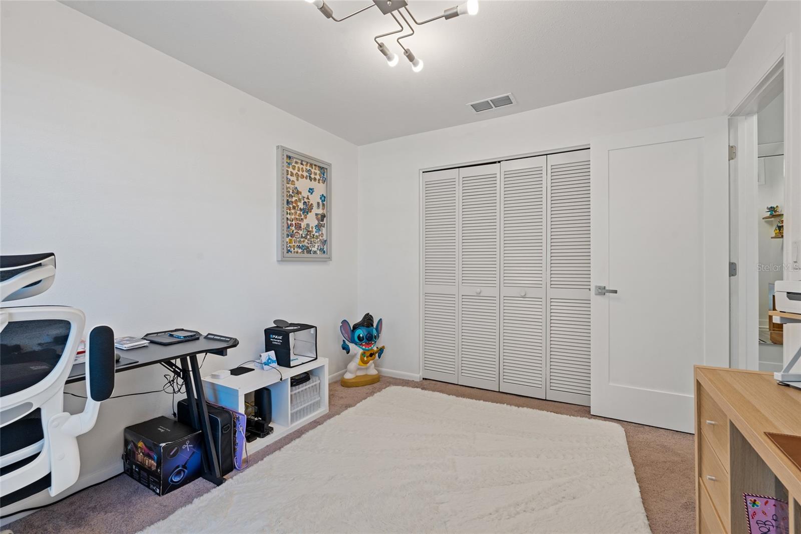 Image 21 of 43 For 9972 Lake Seminole Drive W