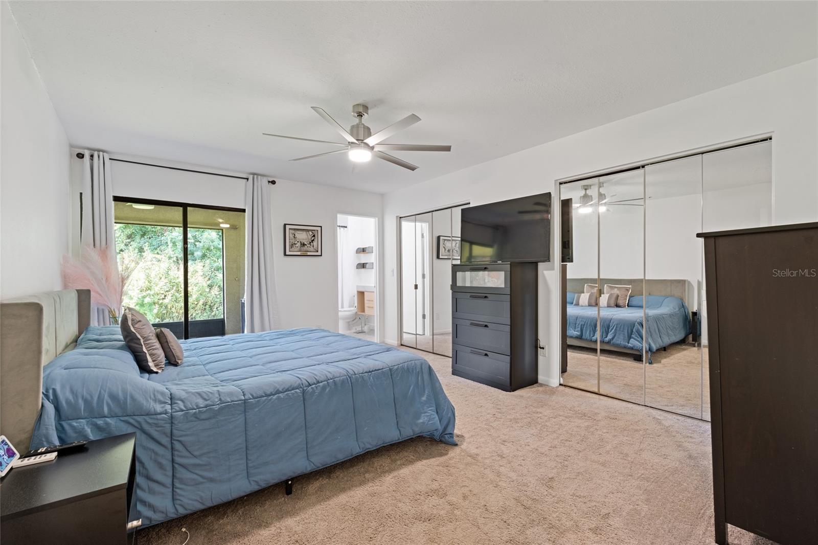 Image 27 of 43 For 9972 Lake Seminole Drive W