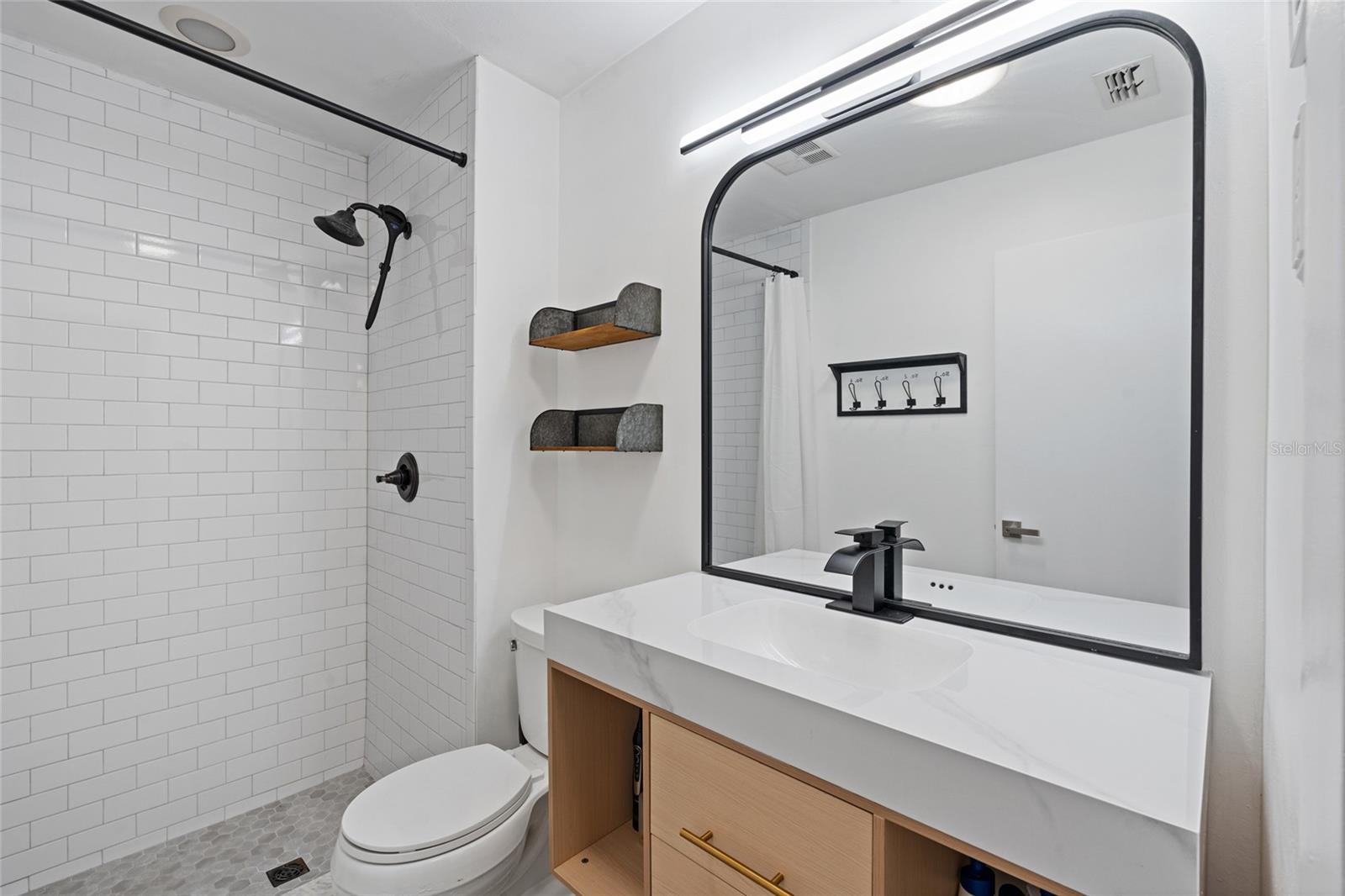 Image 31 of 43 For 9972 Lake Seminole Drive W