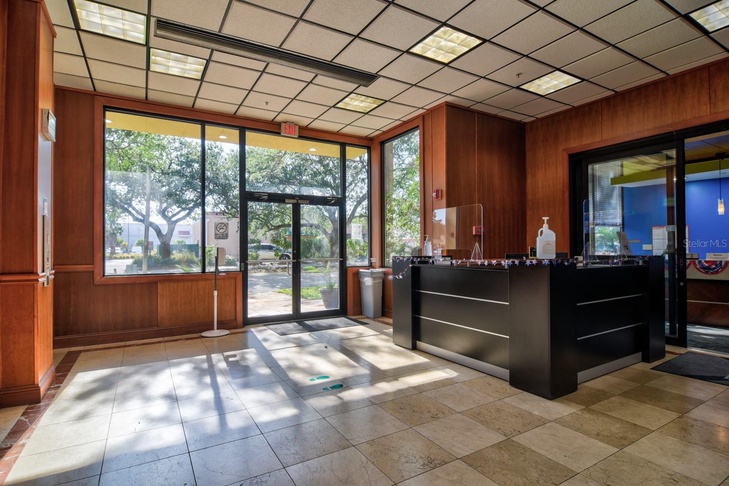 Image 12 of 13 For 1255 Cleveland Street 400