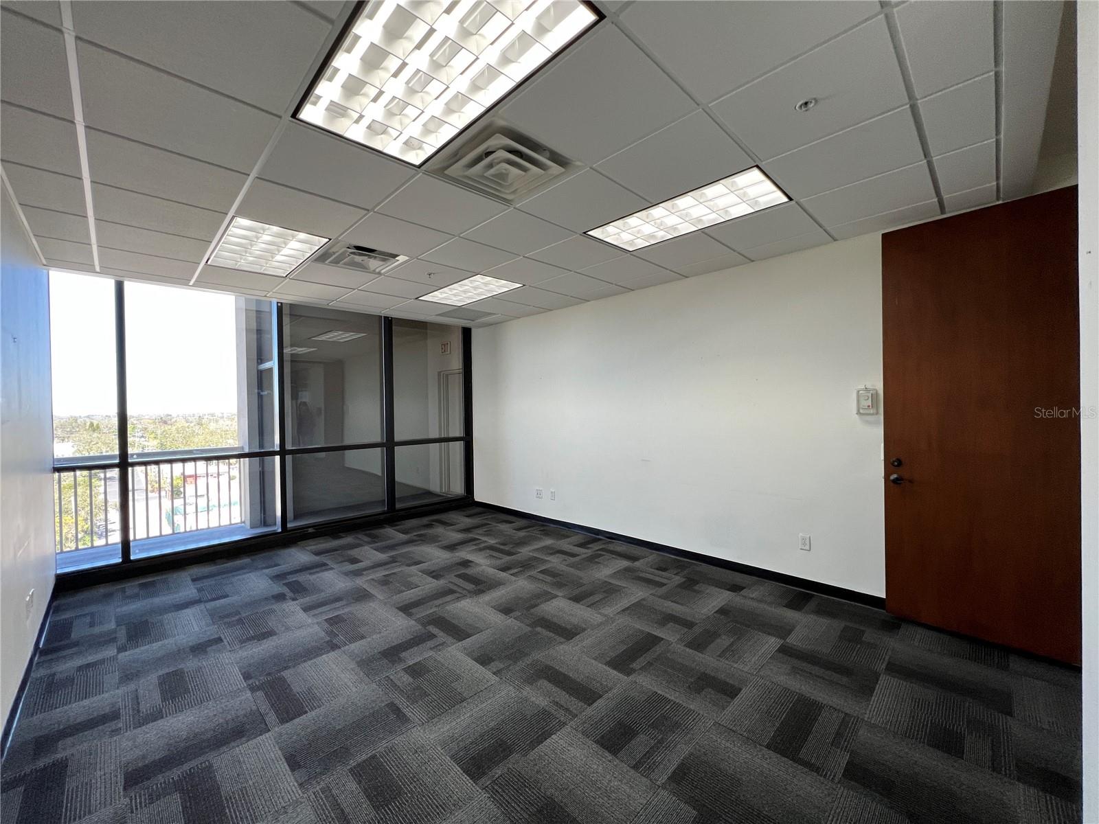 Image 8 of 13 For 1255 Cleveland Street 400