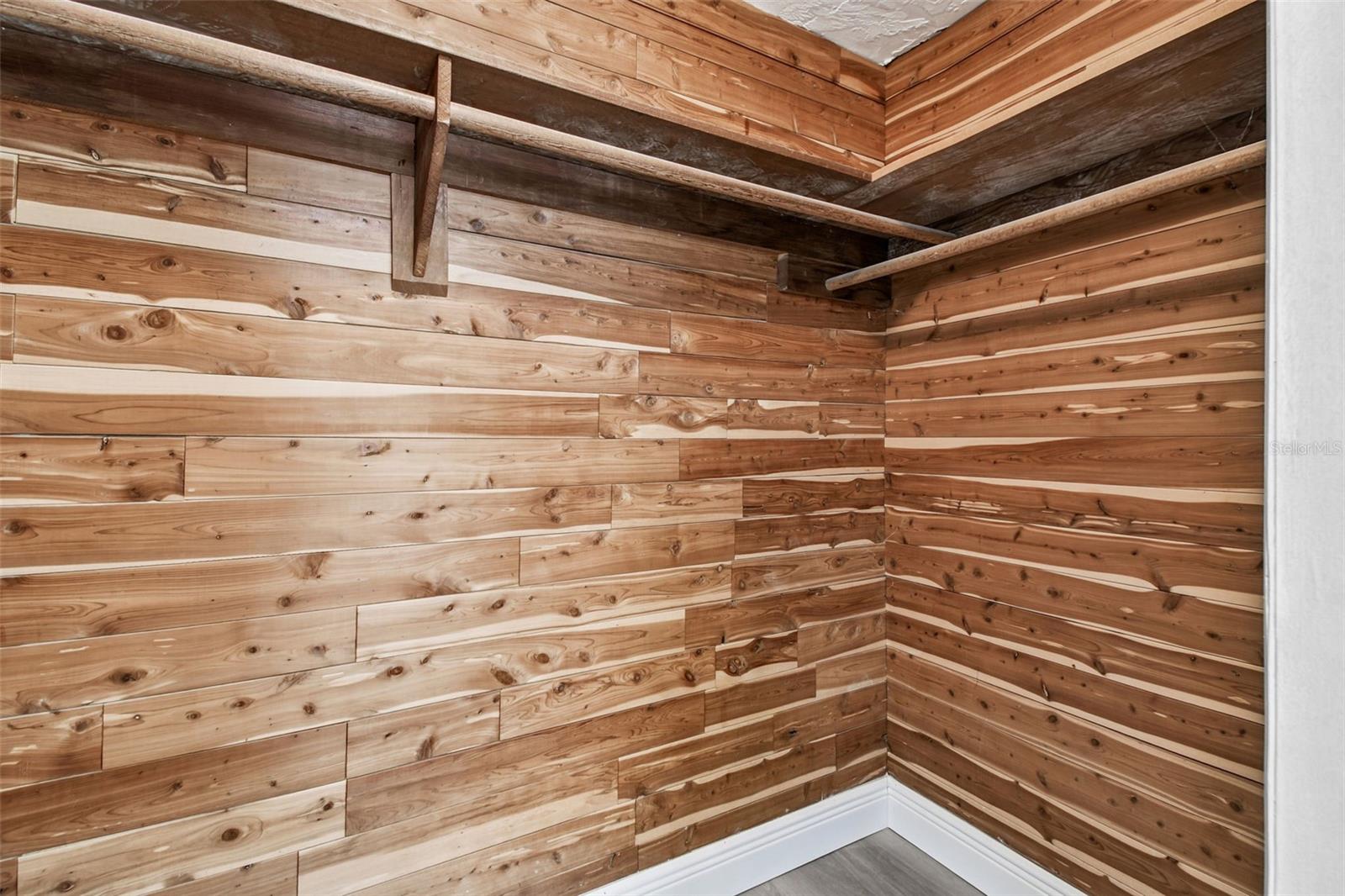 Image 17 of 42 For 3243 Eisenhower Drive