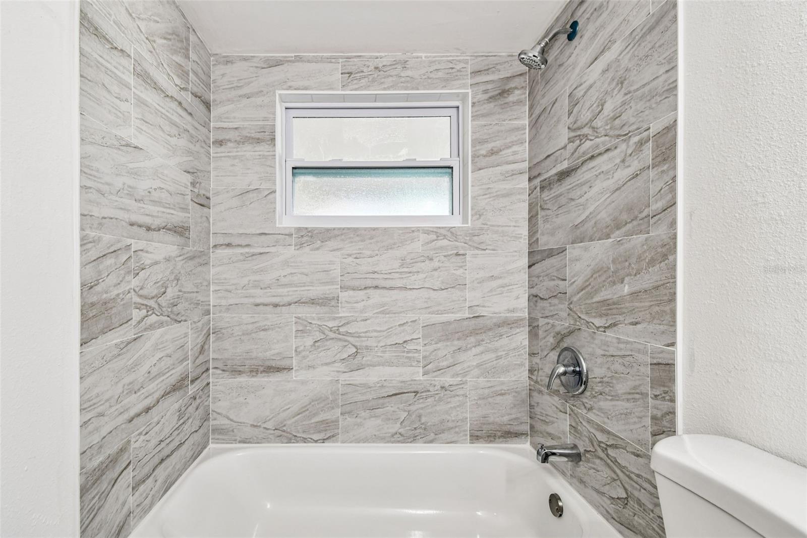 Image 19 of 42 For 3243 Eisenhower Drive