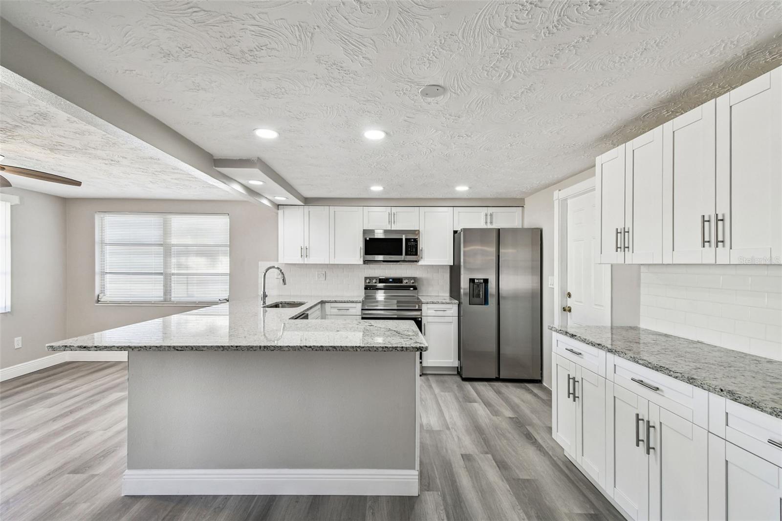 Image 8 of 42 For 3243 Eisenhower Drive