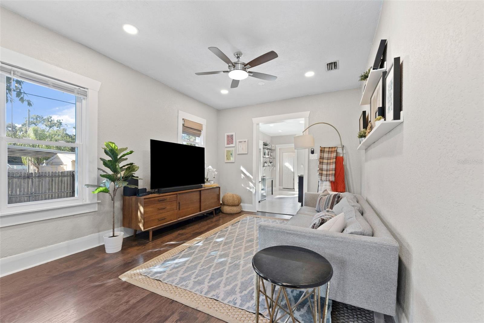 Image 10 of 34 For 1202 Ida Street