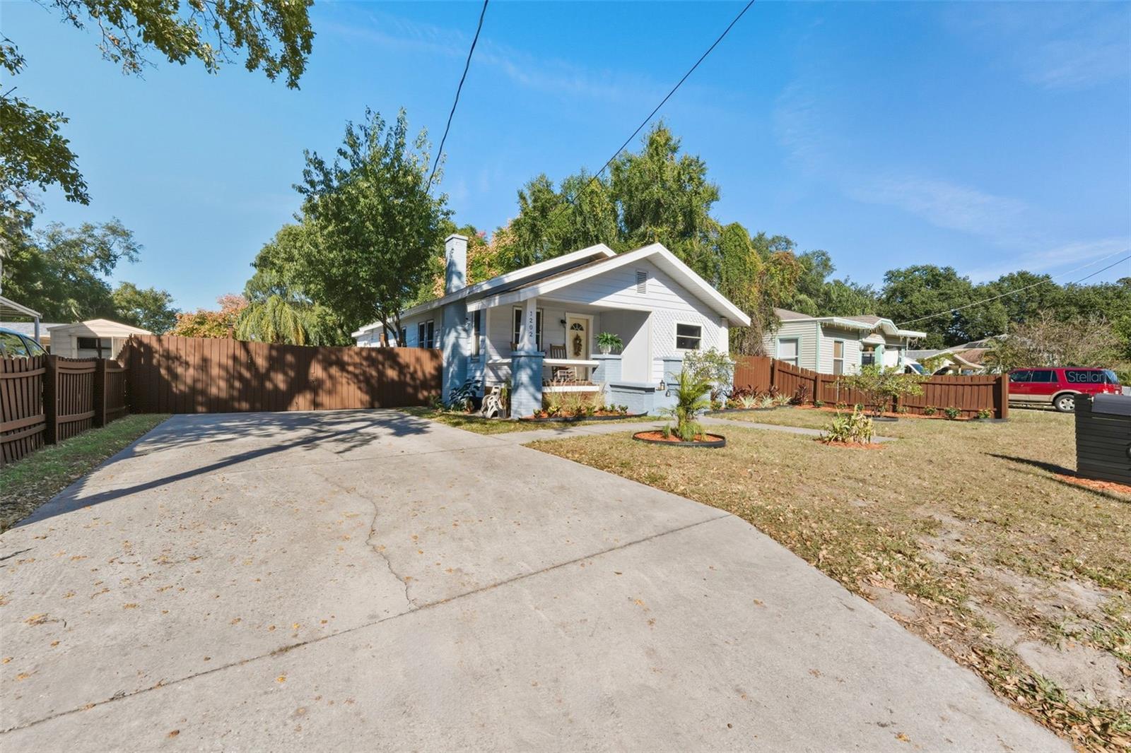 Image 2 of 34 For 1202 Ida Street