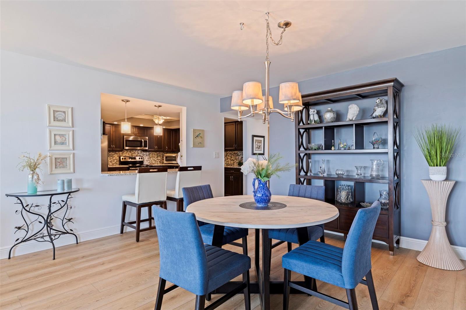 Image 12 of 58 For 5200 Brittany Drive S 1701