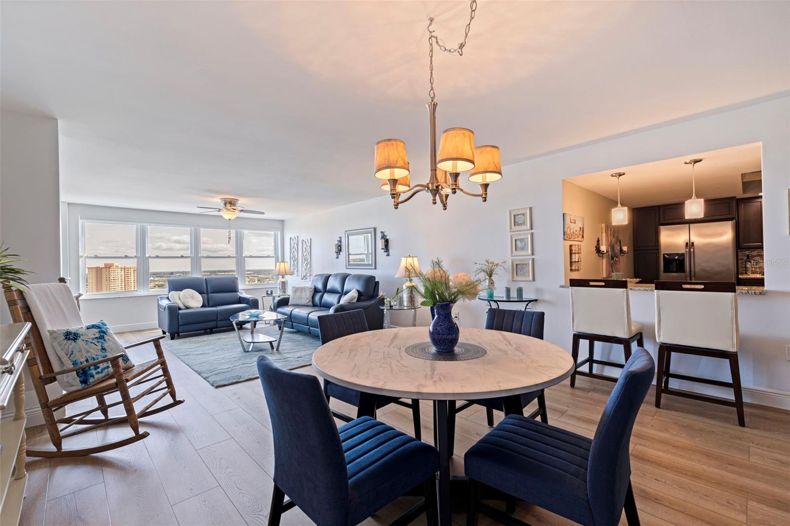 Image 14 of 58 For 5200 Brittany Drive S 1701