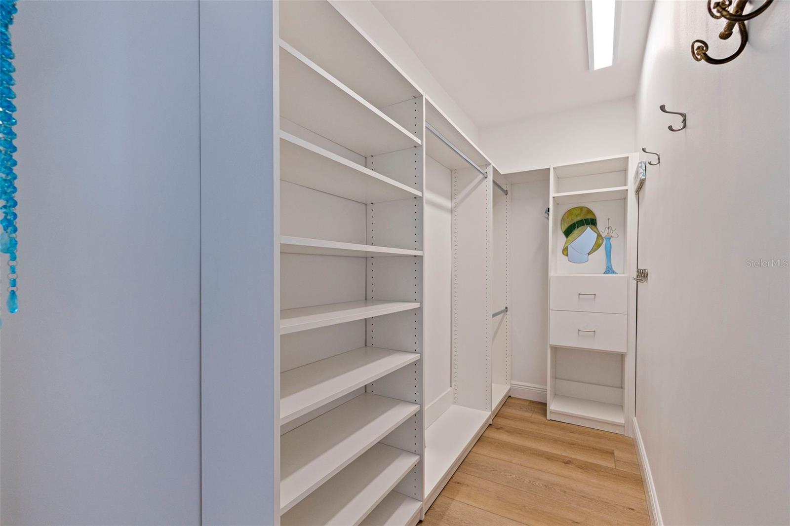 Image 24 of 58 For 5200 Brittany Drive S 1701