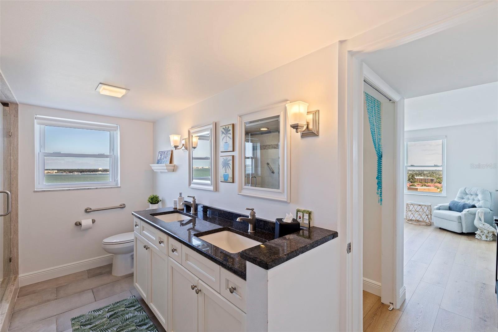 Image 25 of 58 For 5200 Brittany Drive S 1701