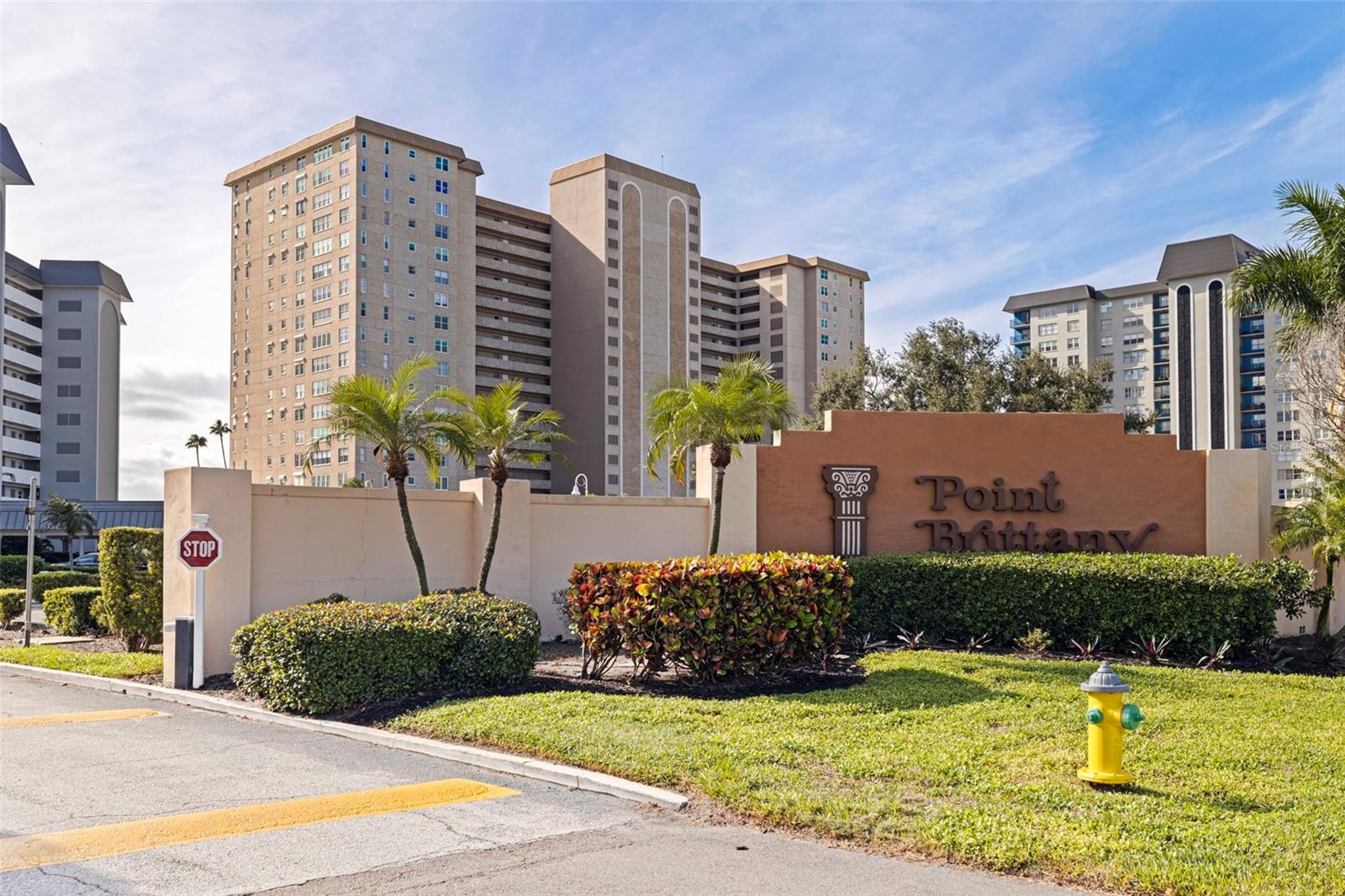 Image 35 of 58 For 5200 Brittany Drive S 1701