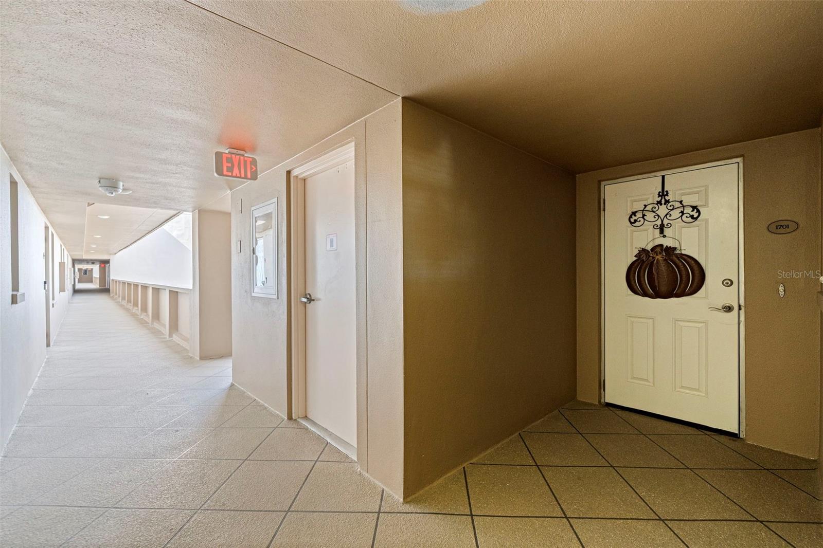 Image 38 of 58 For 5200 Brittany Drive S 1701