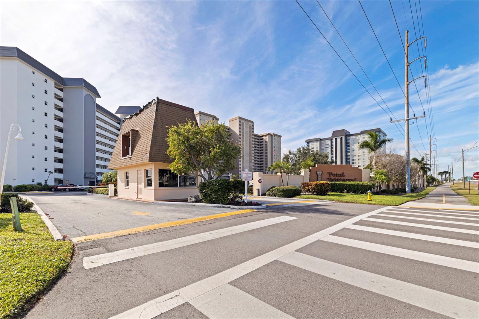 Image 39 of 58 For 5200 Brittany Drive S 1701