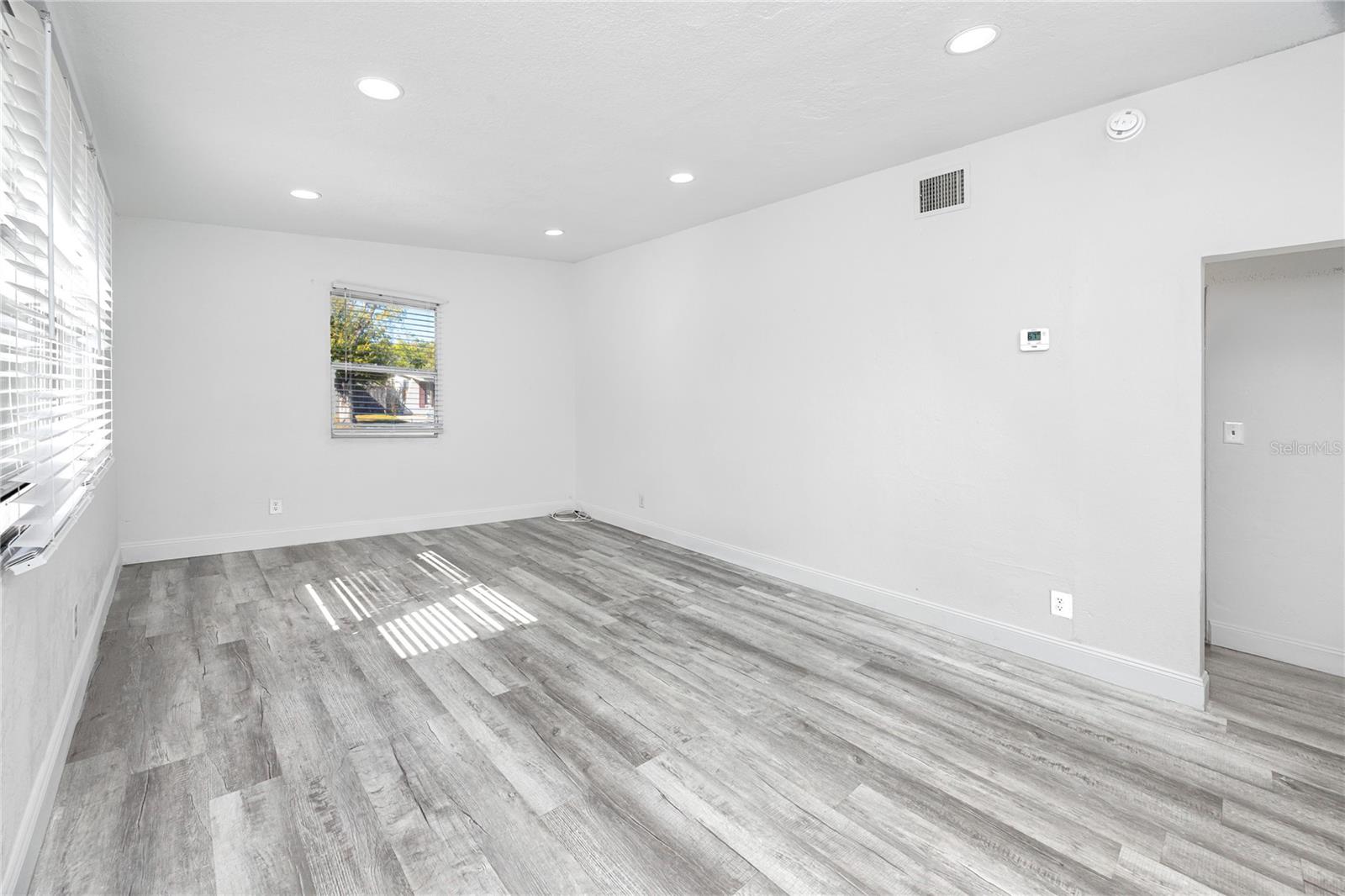 Image 10 of 34 For 6745 88th Avenue N