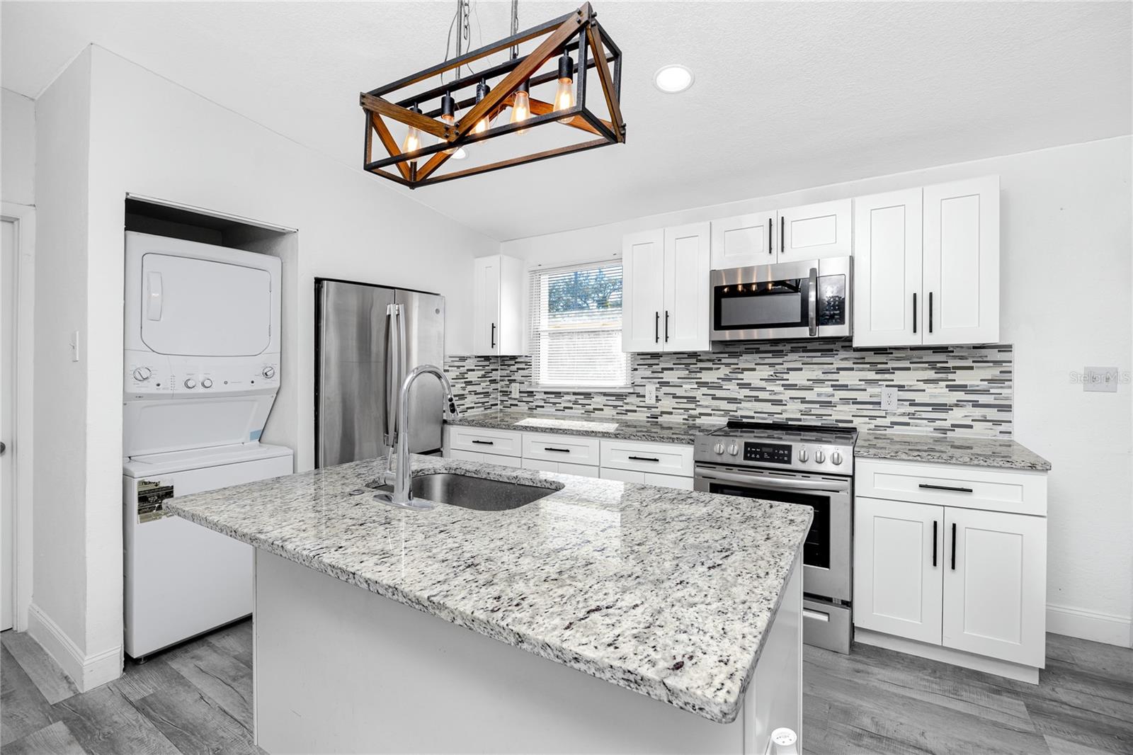 Image 14 of 34 For 6745 88th Avenue N