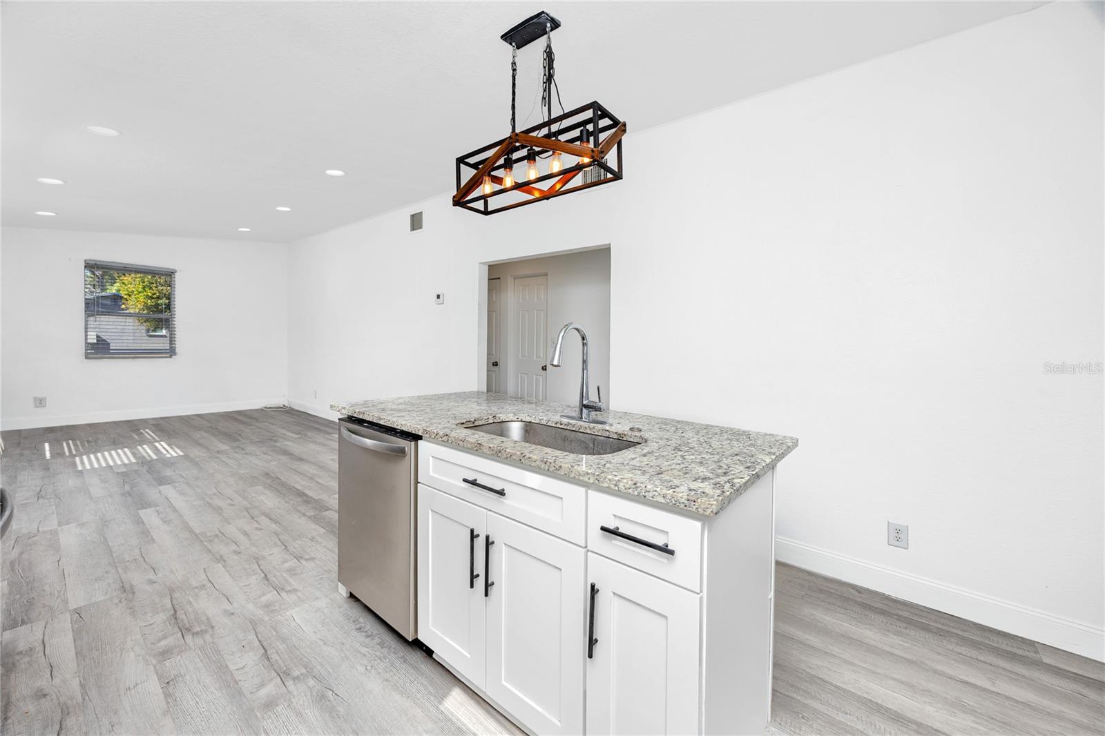 Image 17 of 34 For 6745 88th Avenue N