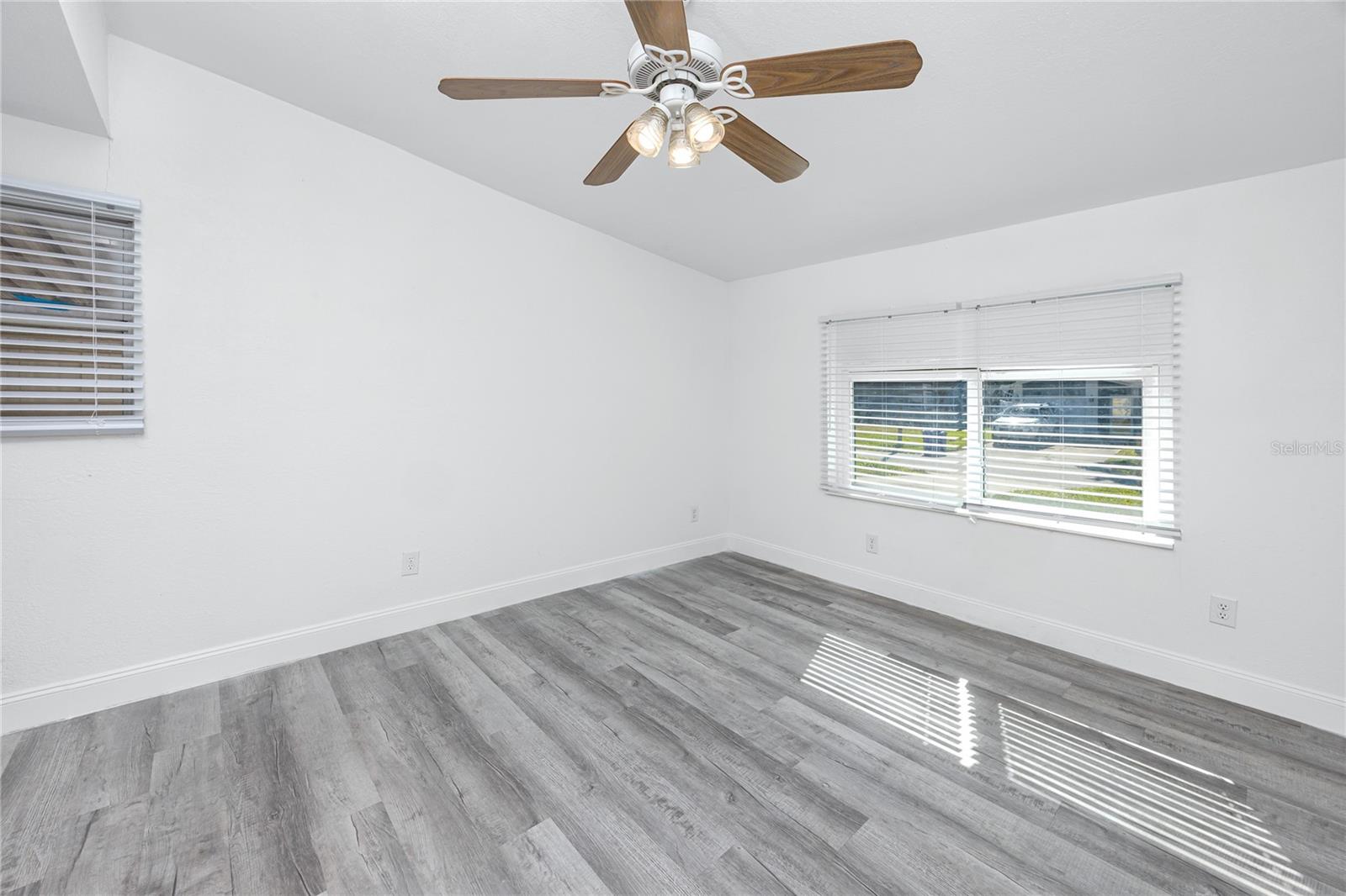 Image 21 of 34 For 6745 88th Avenue N