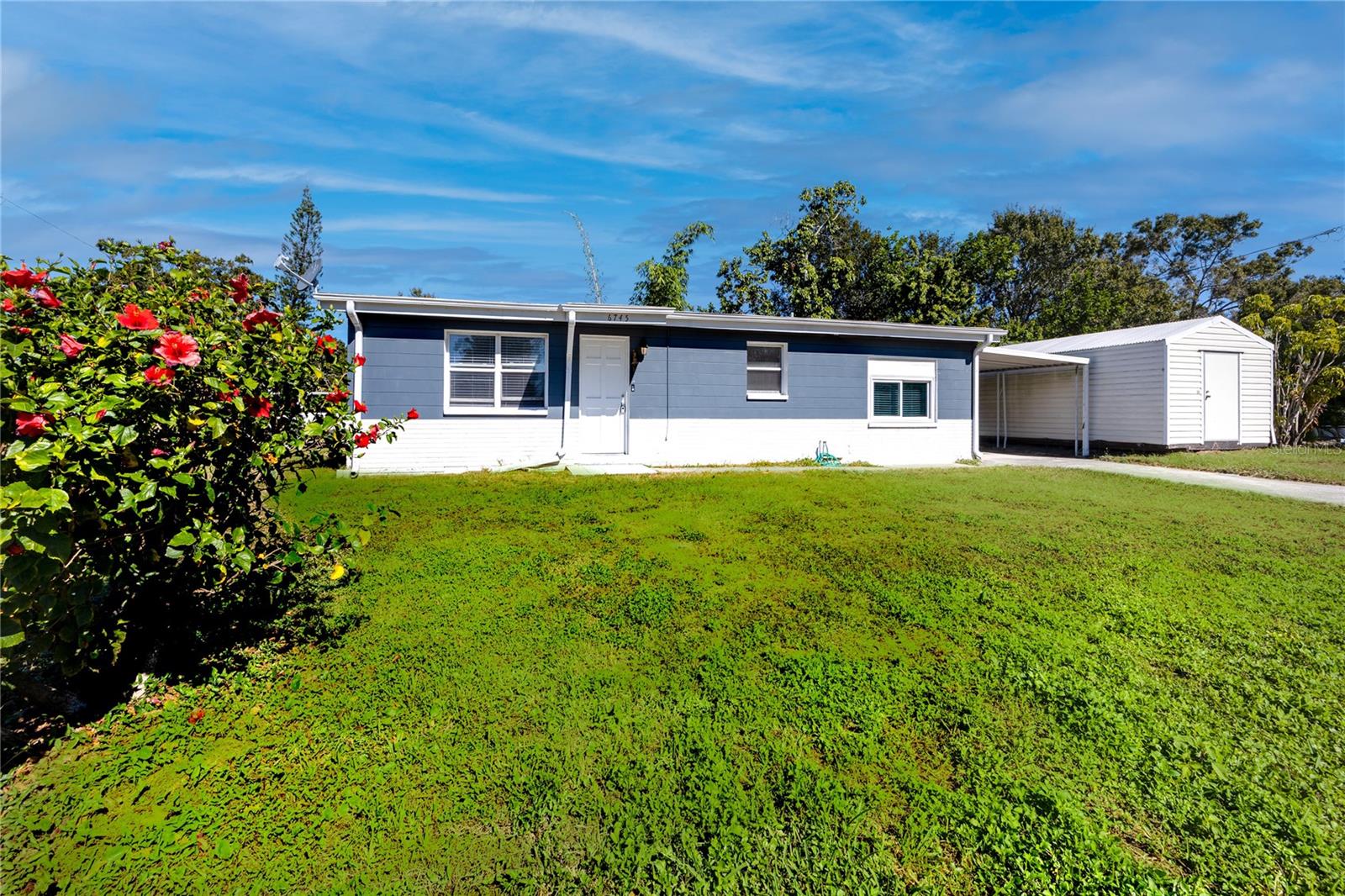 Image 6 of 34 For 6745 88th Avenue N