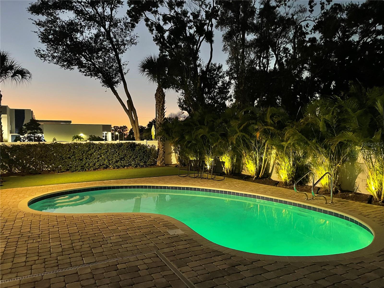 Image 3 of 50 For 4109 Bay Court Avenue